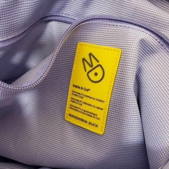 EC Mandarina Duck large Messenger Bag, Light Purple, Lightweight - Picture 9 of 13